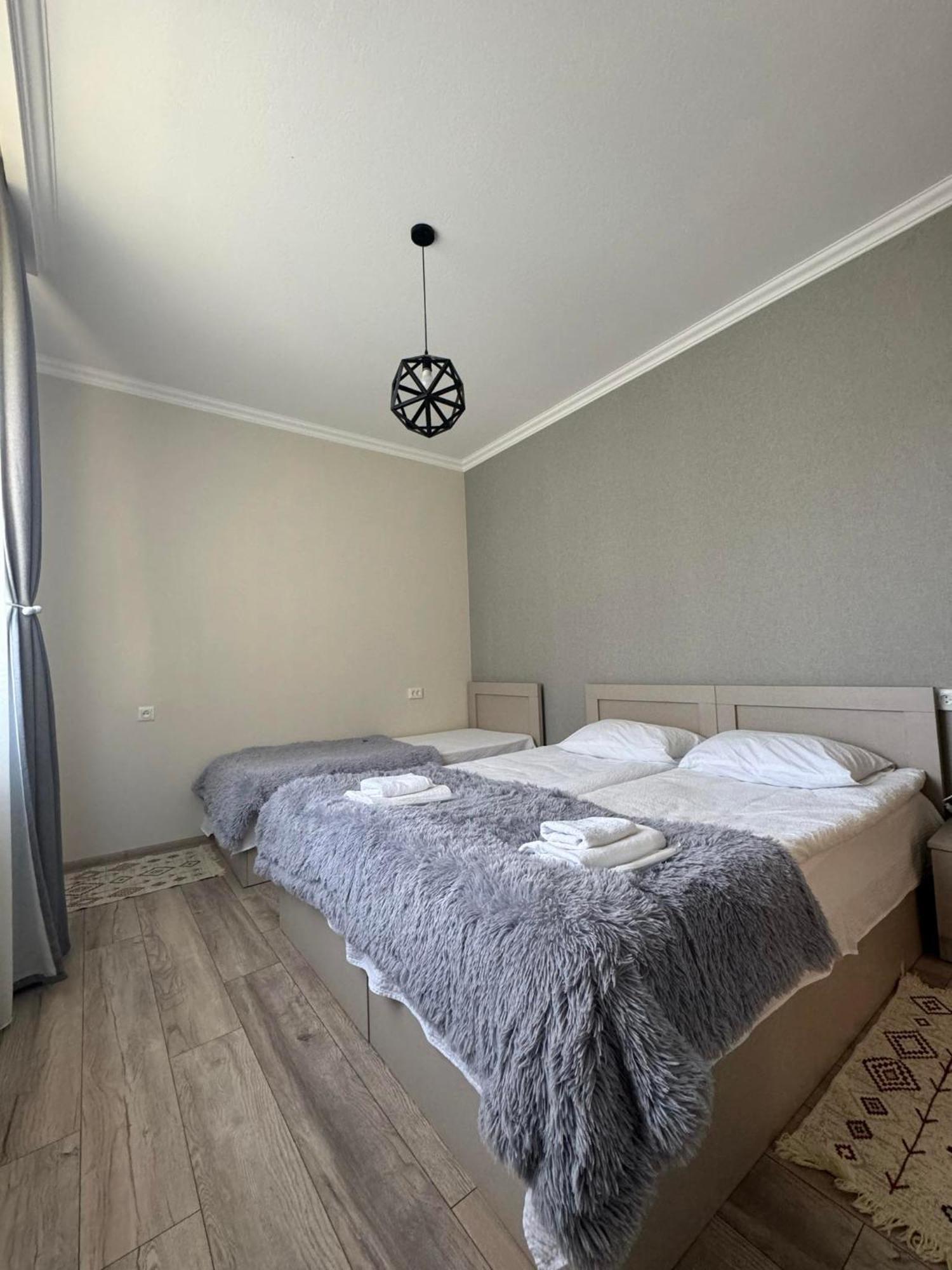 Baqari Inn 卡兹贝吉 外观 照片