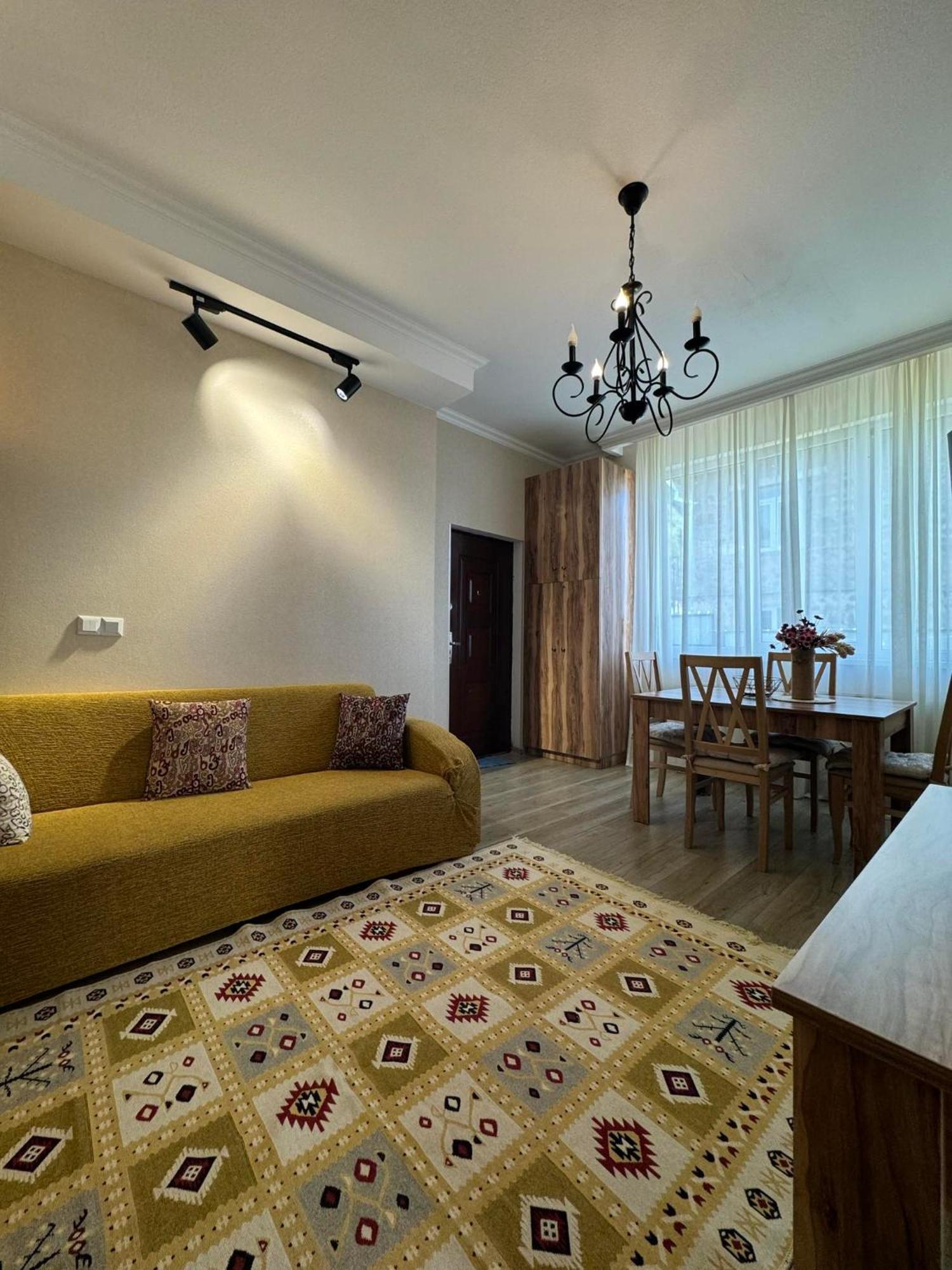 Baqari Inn 卡兹贝吉 外观 照片