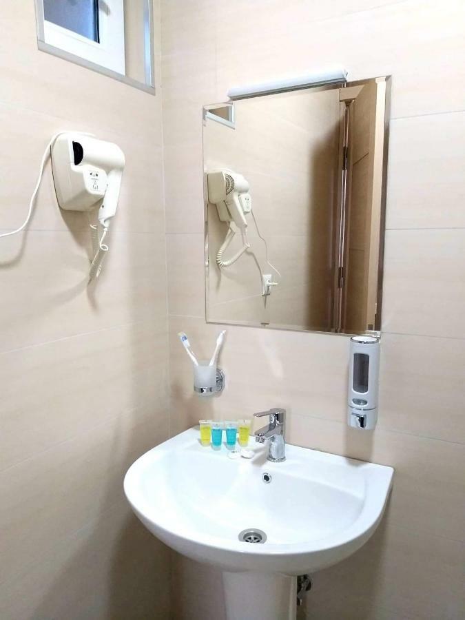 Baqari Inn 卡兹贝吉 外观 照片