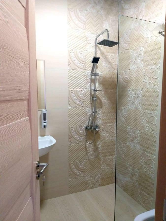 Baqari Inn 卡兹贝吉 外观 照片