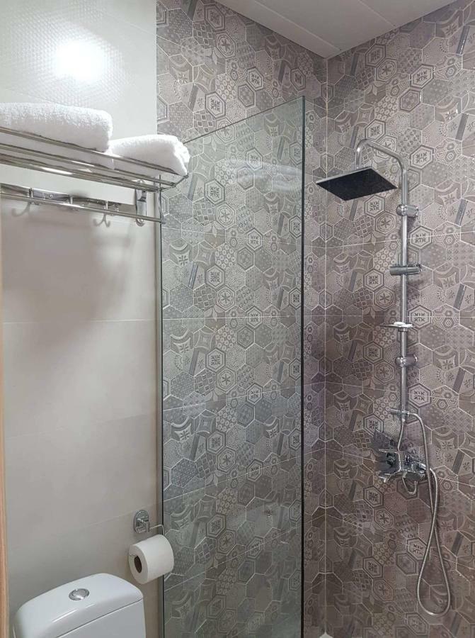 Baqari Inn 卡兹贝吉 外观 照片