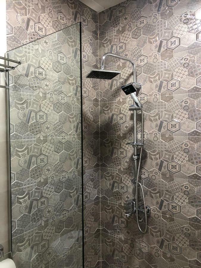 Baqari Inn 卡兹贝吉 客房 照片